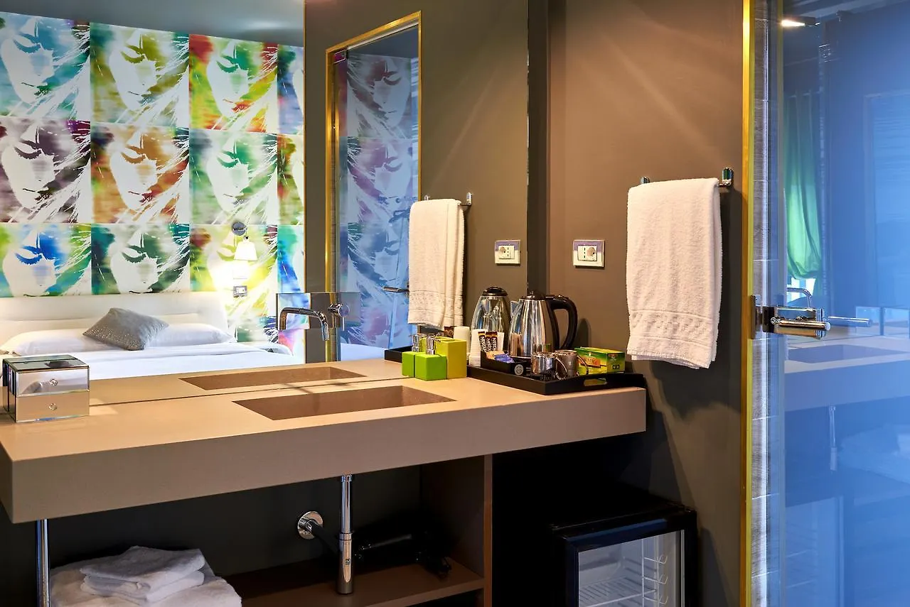 Eleganti Suite In Piazzale Lagosta Milaan